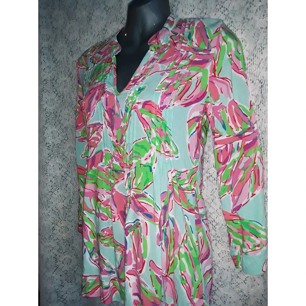 Lilly Pulitzer Sz. XS DOROTHY In The Vias Floral Long Sleeve Top - Picture 2 of 8